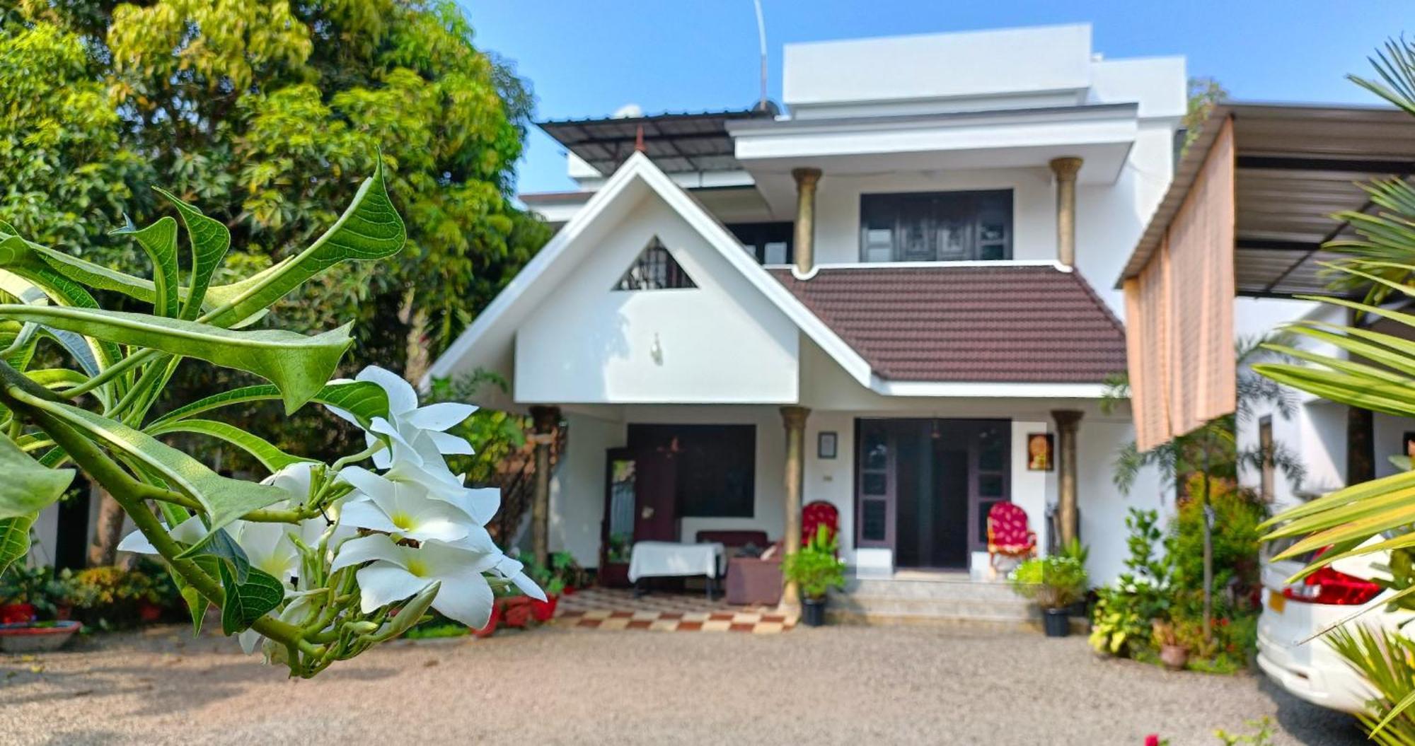 Alma Homestay Mararikulam Exterior photo