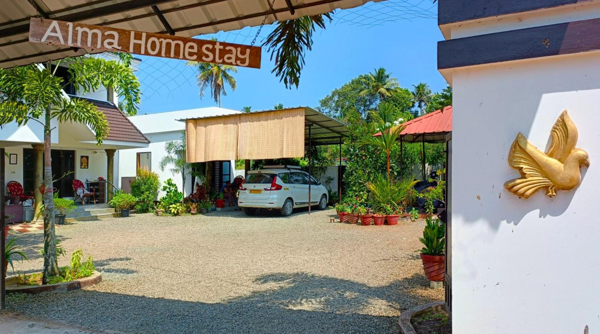 Alma Homestay Mararikulam Exterior photo